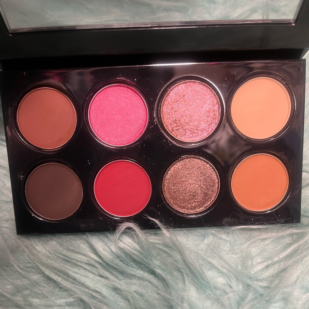 MAC Selena palette